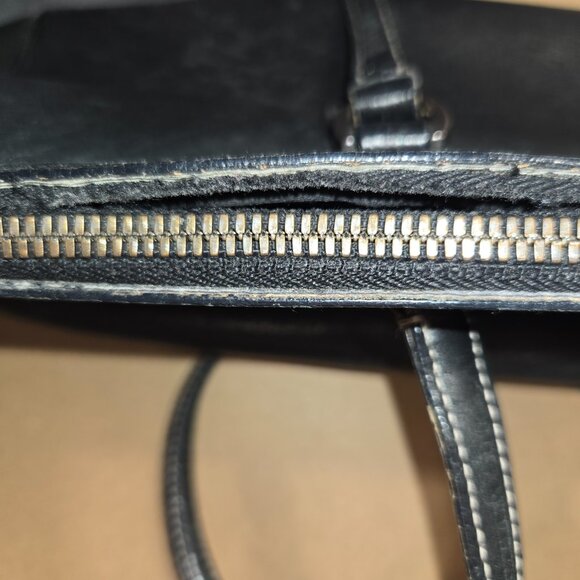 Salvatore Ferragamo vintage black leather bag - AS IS / Repair needed - Picture 4 of 12